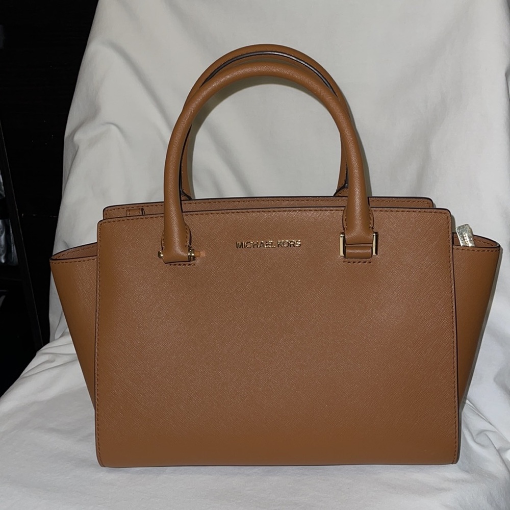 Michael Kors Selma Medium Purse
